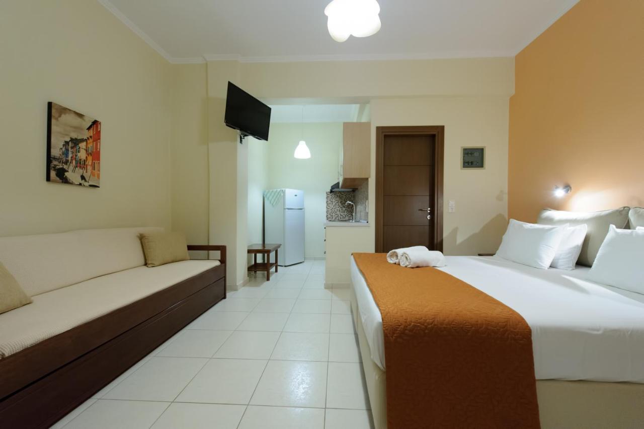 Kefalas Apartments Parga Exterior photo