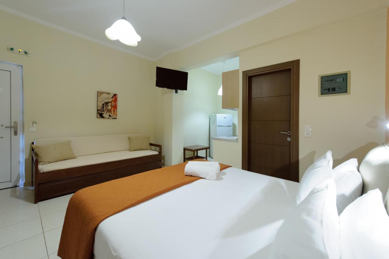 Kefalas Apartments Parga Exterior photo
