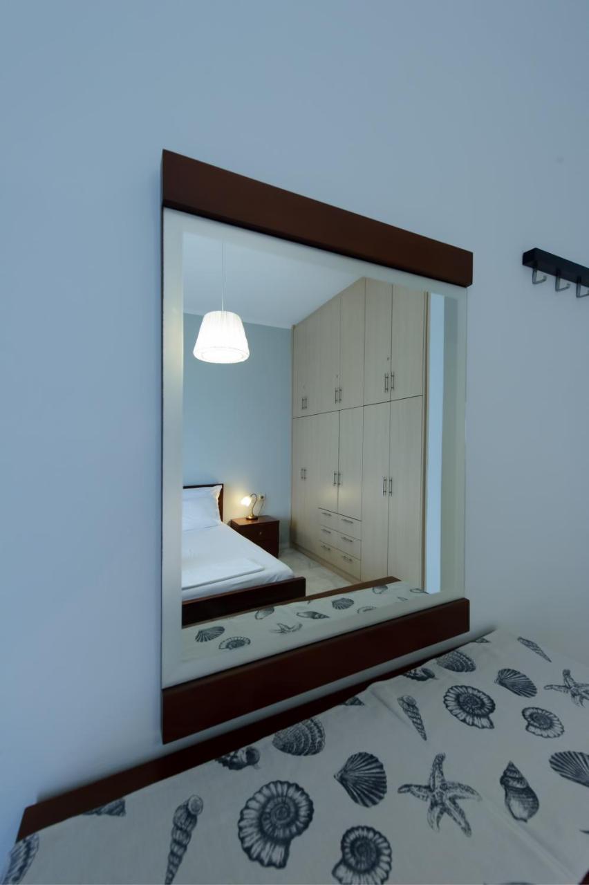 Kefalas Apartments Parga Exterior photo